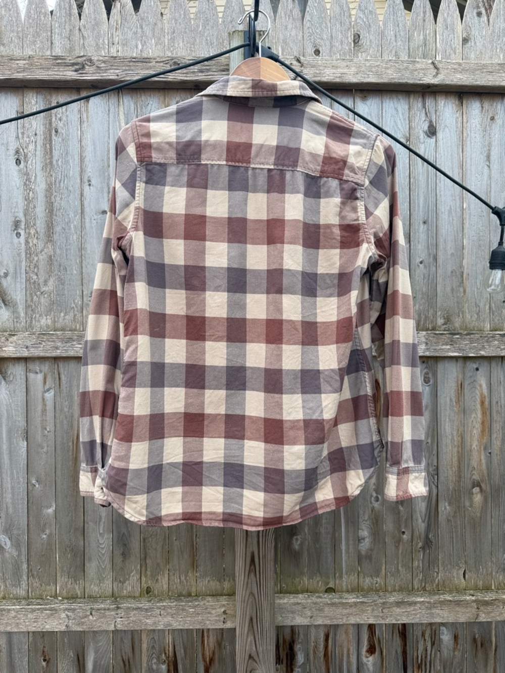 United By Blue Size M- Organic Cotton Flannel Button-Up Gorpcore Buffal Plais - Picture 3 of 4